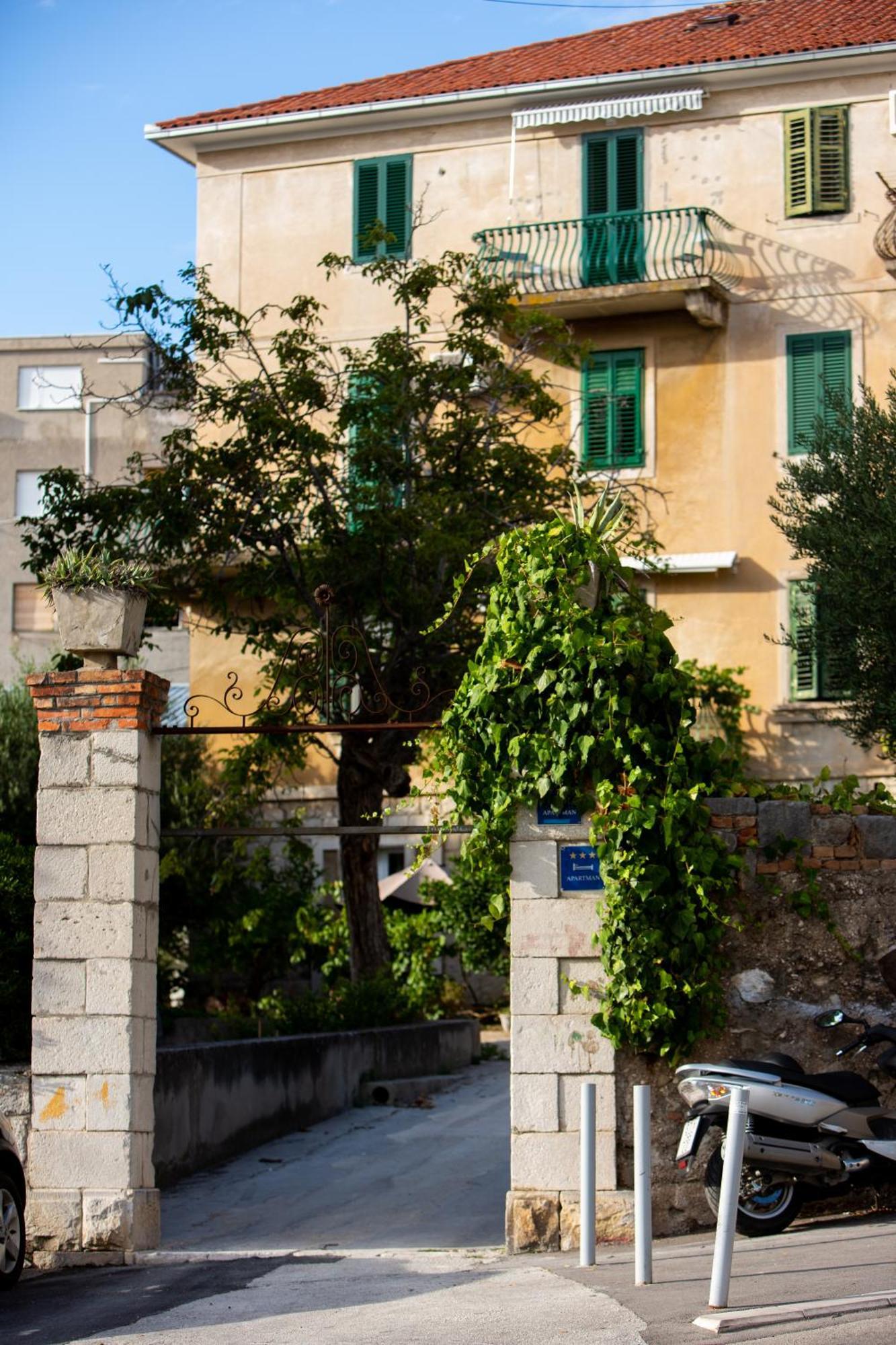 Floor Luxury Apartmán Split